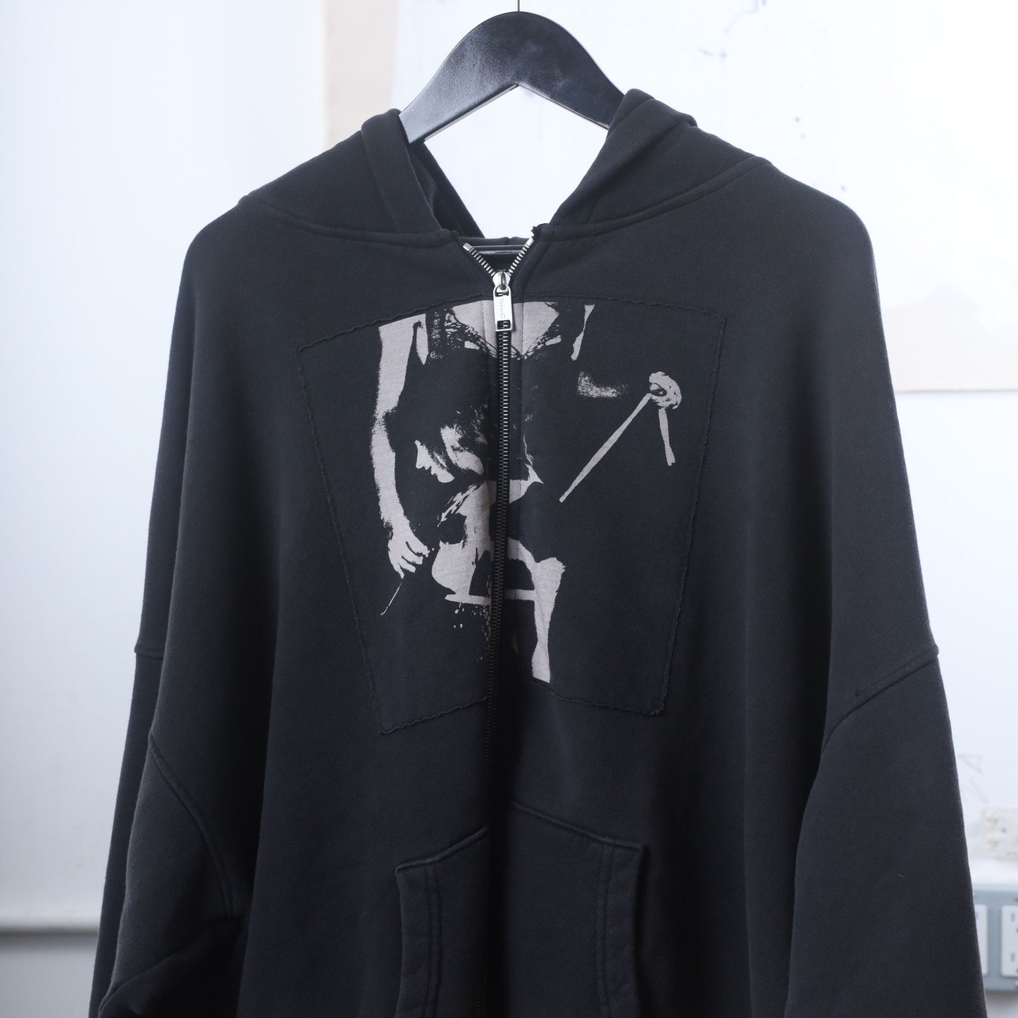 ENFANTS RICHES DEPRIMES ASPHYXIATION ASSEMBLAGE HOODIE XL