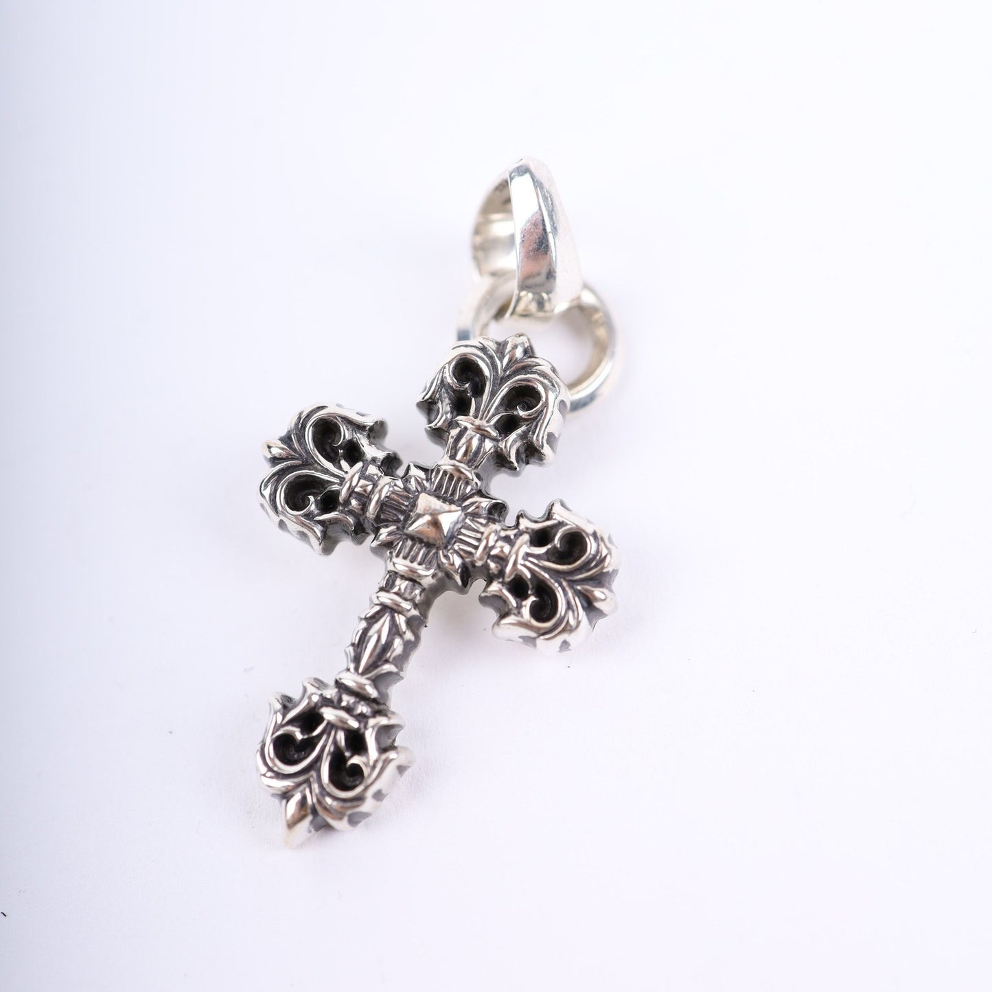 CHROME HEARTS SILVER FILIGREE MEDIUM PENDANT