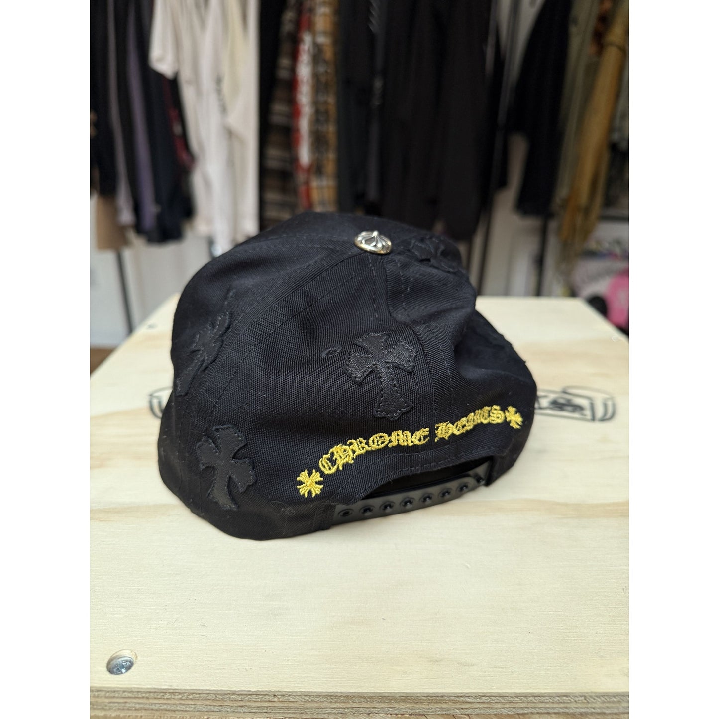 chrome hearts black and yellow patch hat
