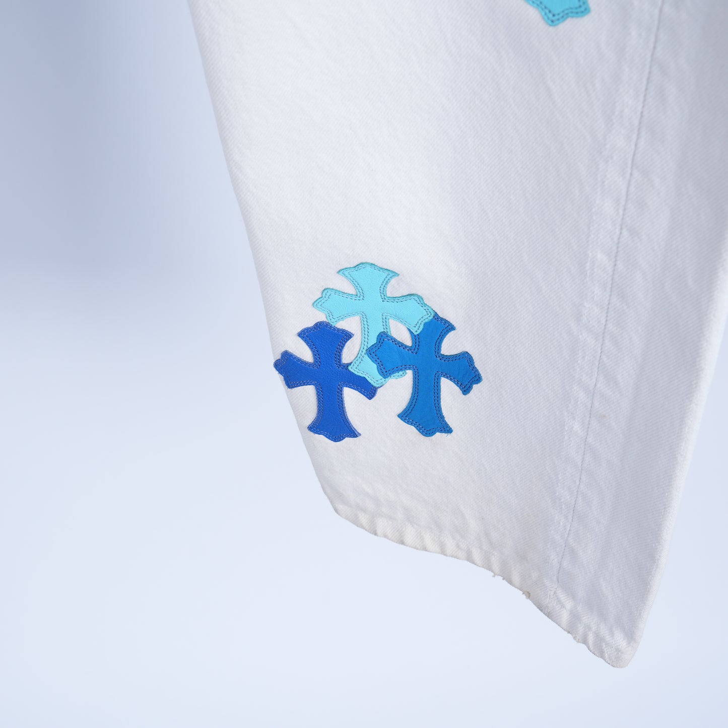 CHROME HEARTS BLUE PATCH LEVI"S