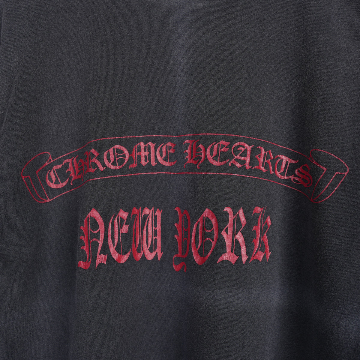 CHROME HEARTS VINTAGE FLORAL CROSS NEW YORK POCKET TEE