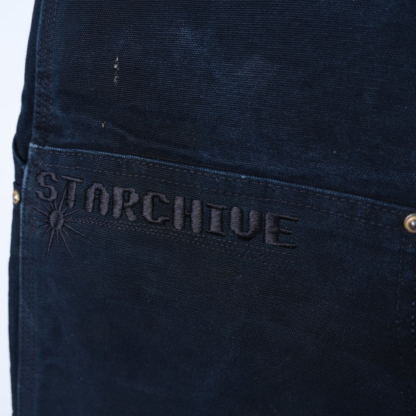 STARCHIVE CARPENTER BLACK 2