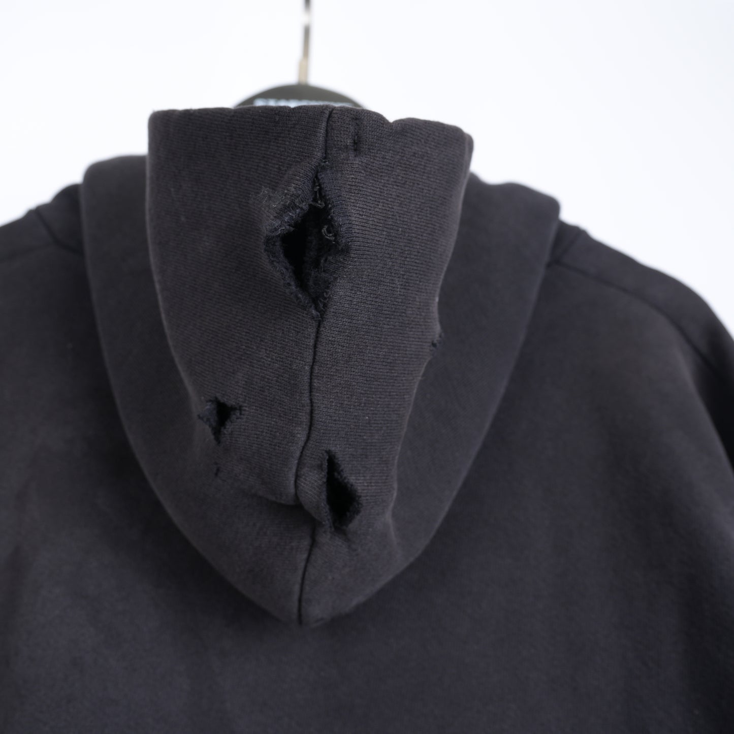 VINTAGE RAMONES THRASHED HOODIE