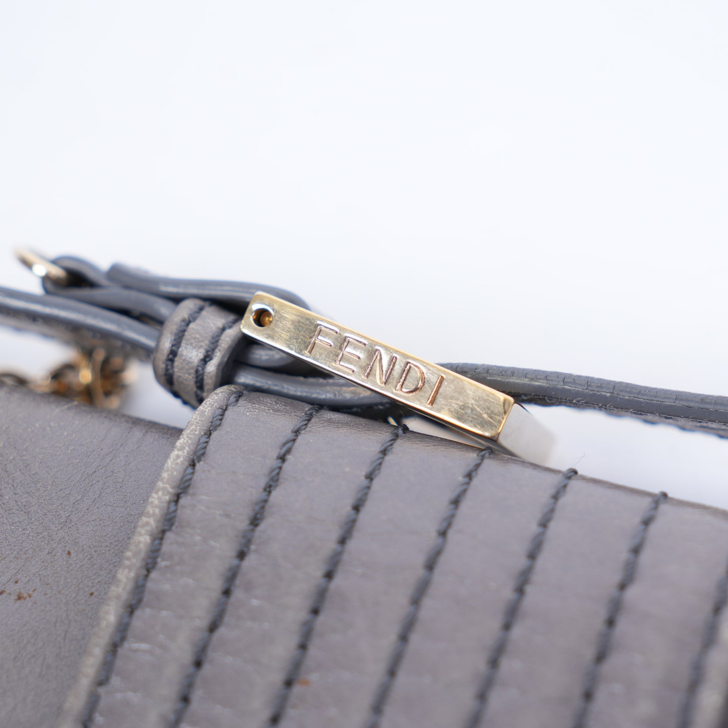 VINTAGE FENDI BAGUETTE BAG