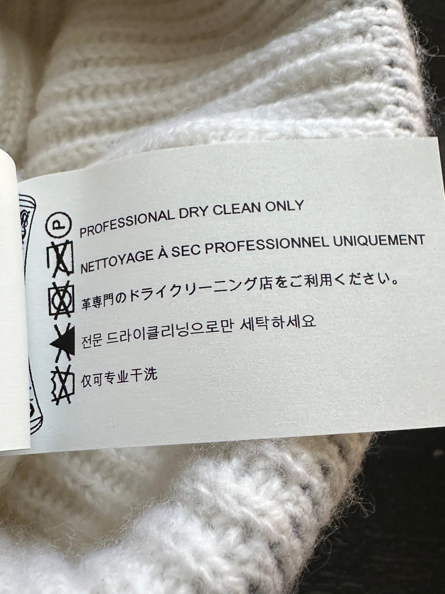 CHROME HEARTS BIG DADDY BEANIE NYC WHITE