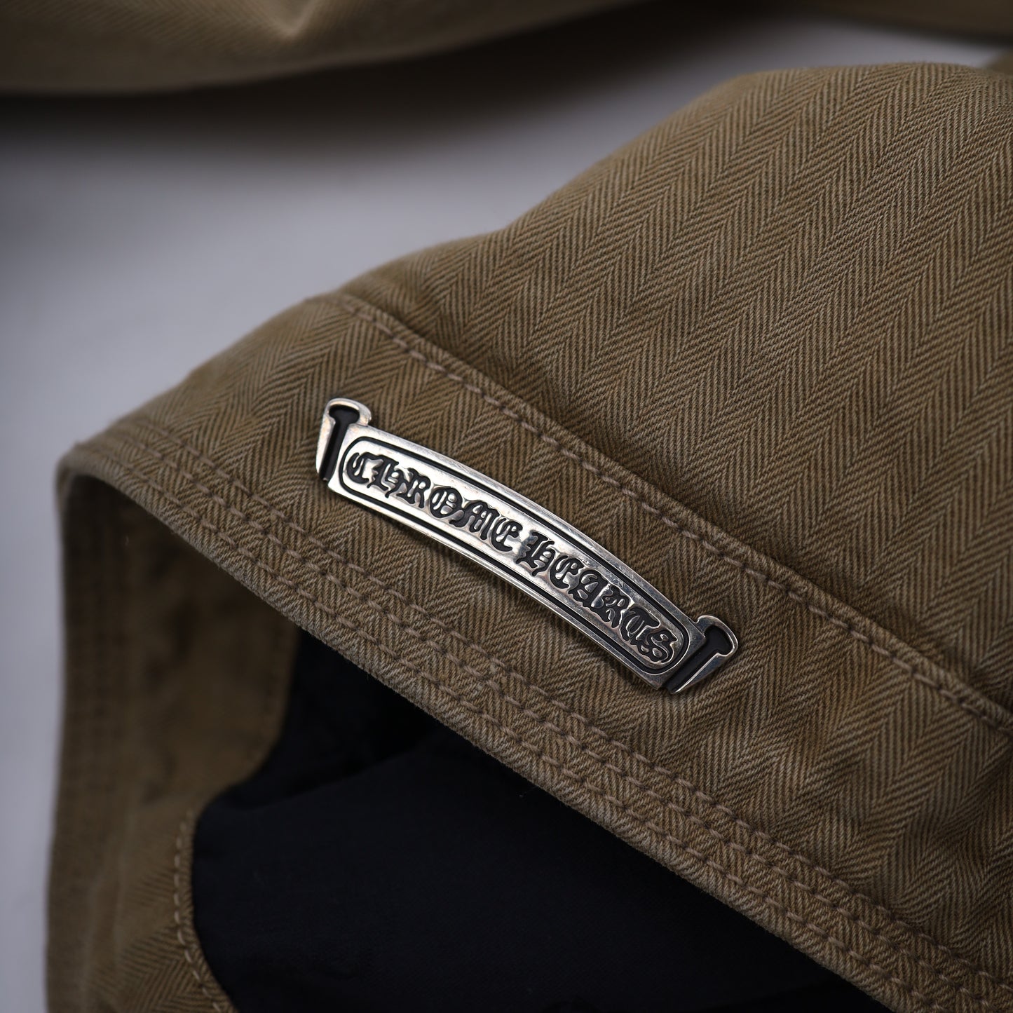 CHROME HEARTS KHAKI WORK JACKET CROSS PATCH WITH HORSESHOE
