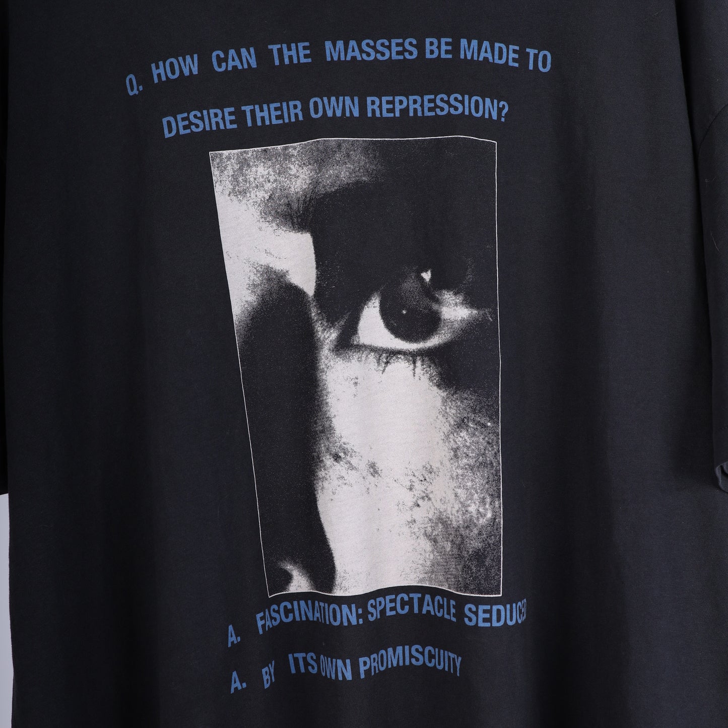 ERD QUIET EYES T-SHIRT SS24
