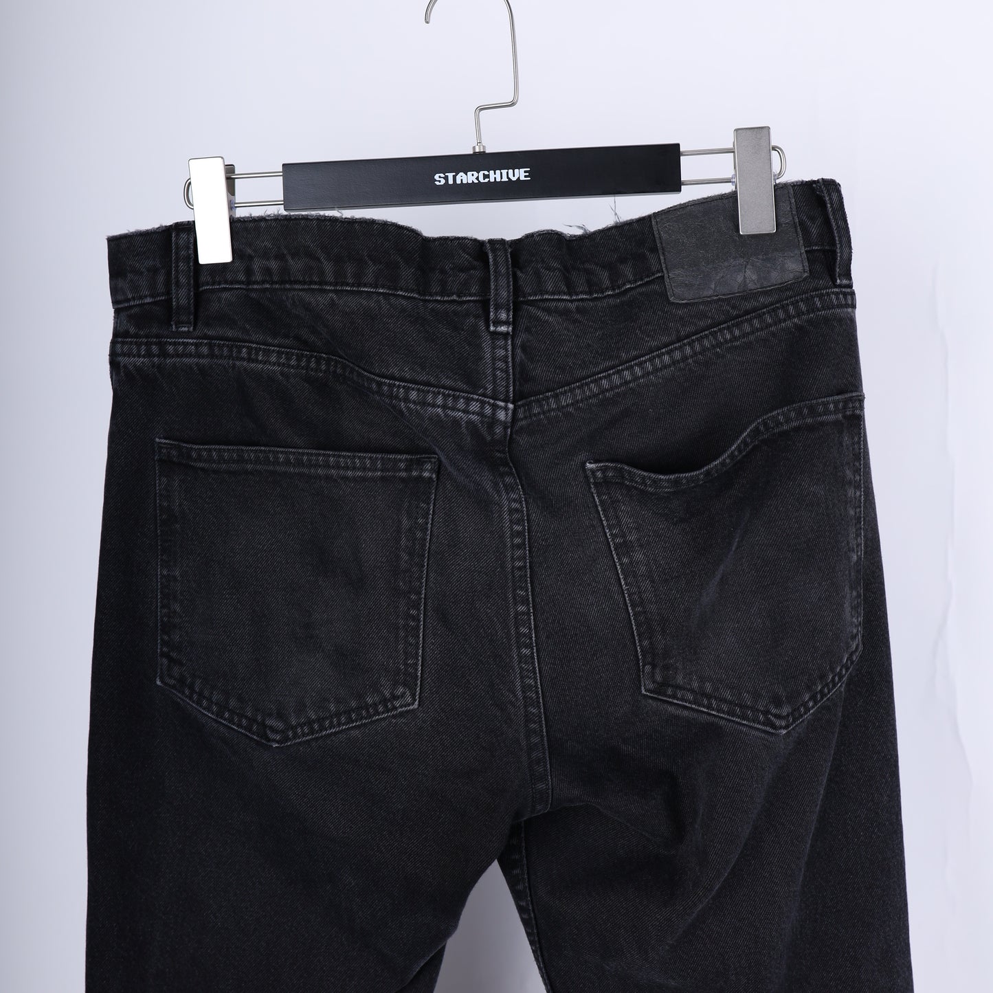 ERD BLACK DENIM SZ 32