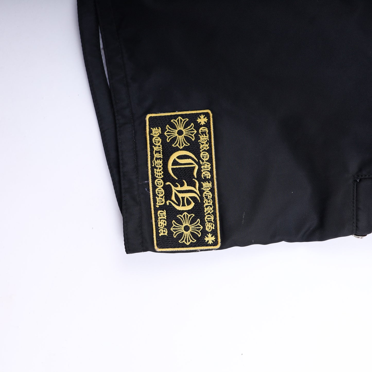 CHROME HEARTS BLACK BOARD SHORTS WITH CH PATCH 34