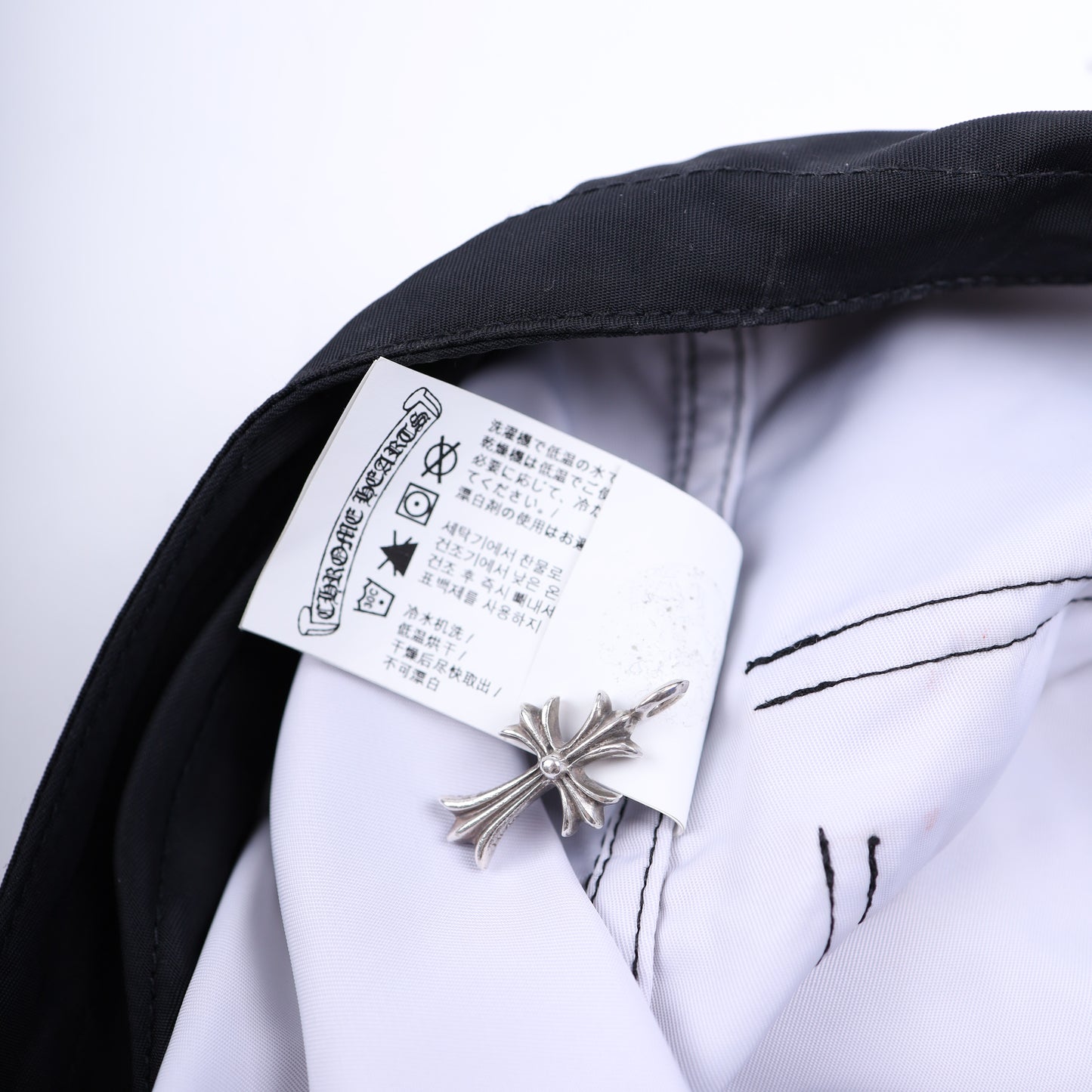 CHROME HEARTS BLACK BOARD SHORTS WITH CH PATCH 34