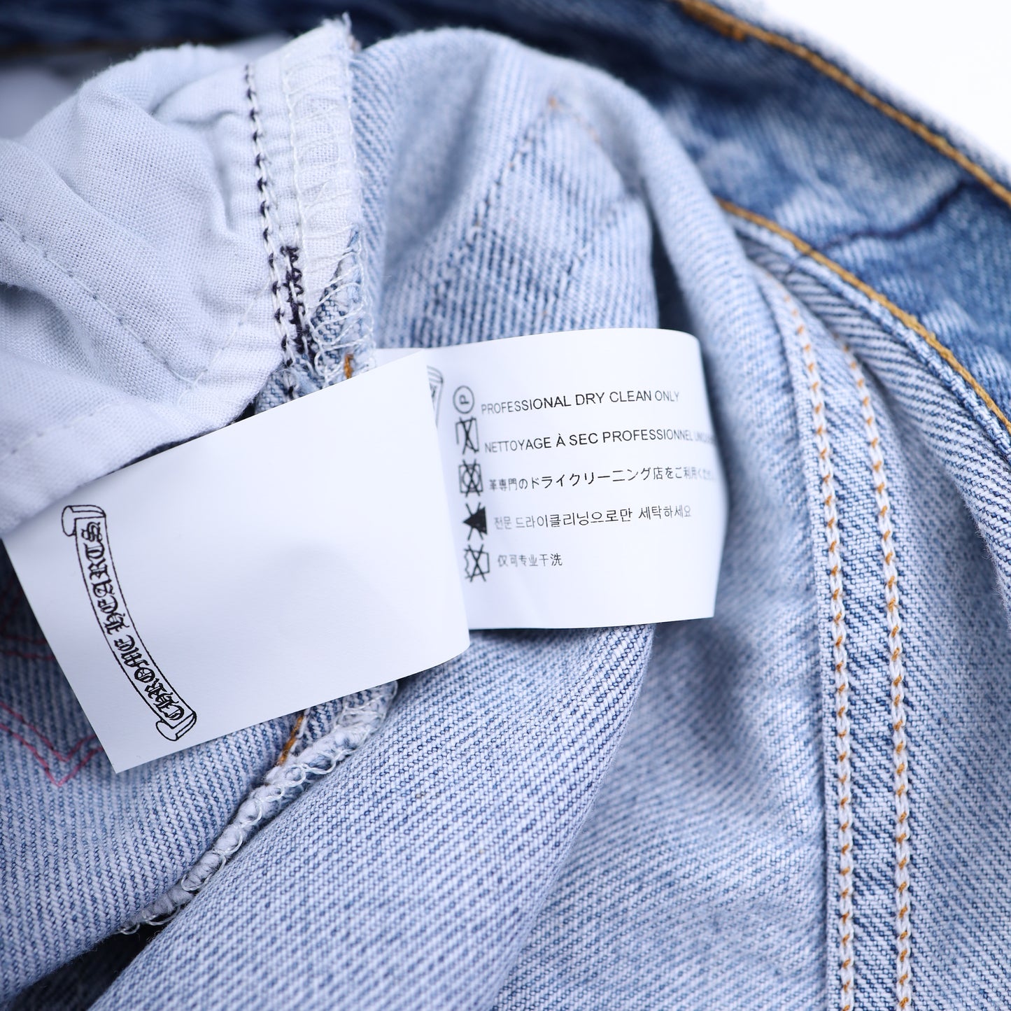 PINK CROSS PATCH 501 LEVI'S DENIM