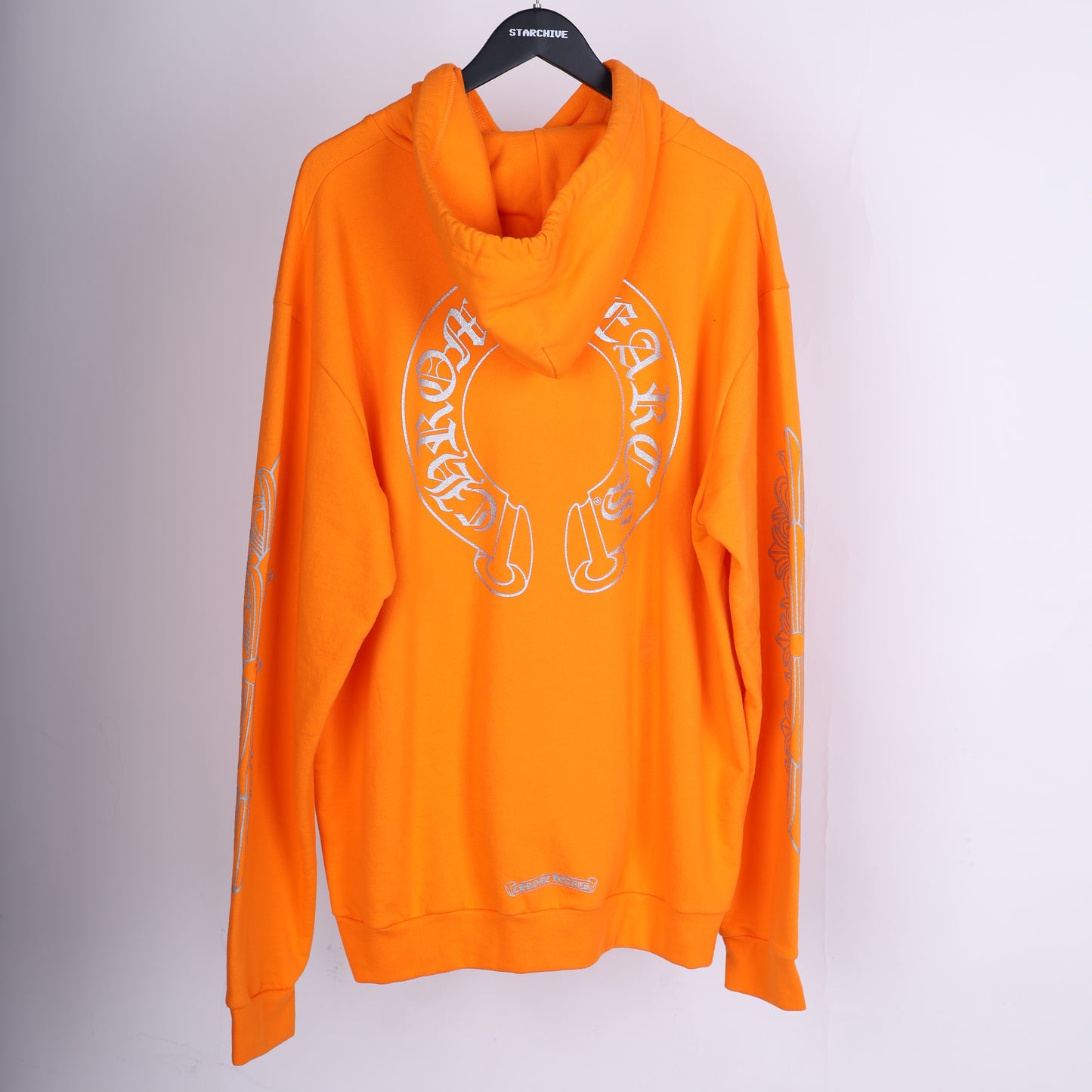 CHROME HEARTS ORANGE MIAMI MUSIC WEEK EXCLUSIVE HORSESHOE HOODIE