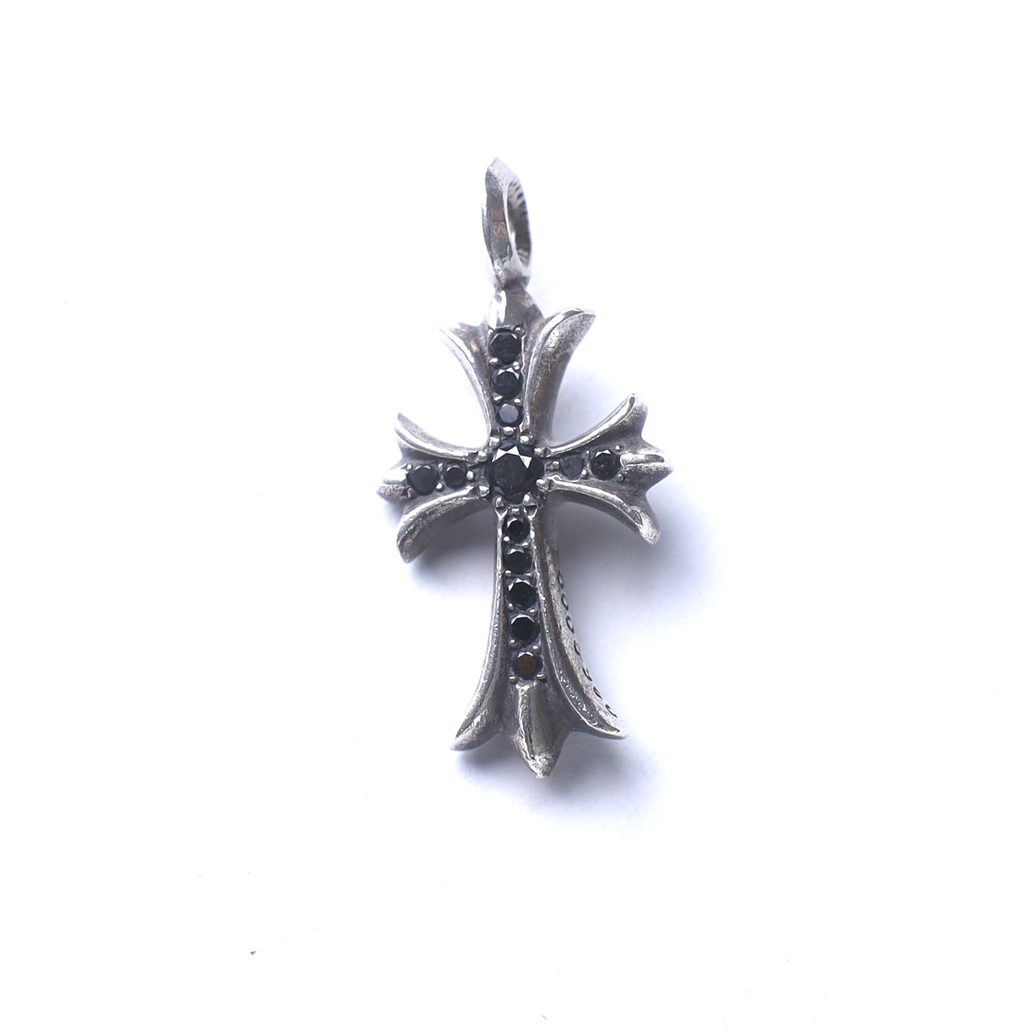 CHROME HEARTS BLACK DIAMOND STERLING SILVER TINY CROSS PENDANT