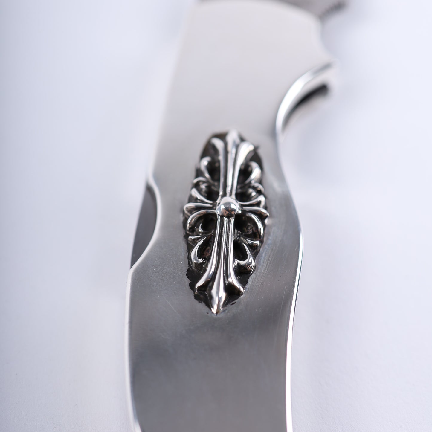 CHROME HEARTS SPYDERCO KNIFE