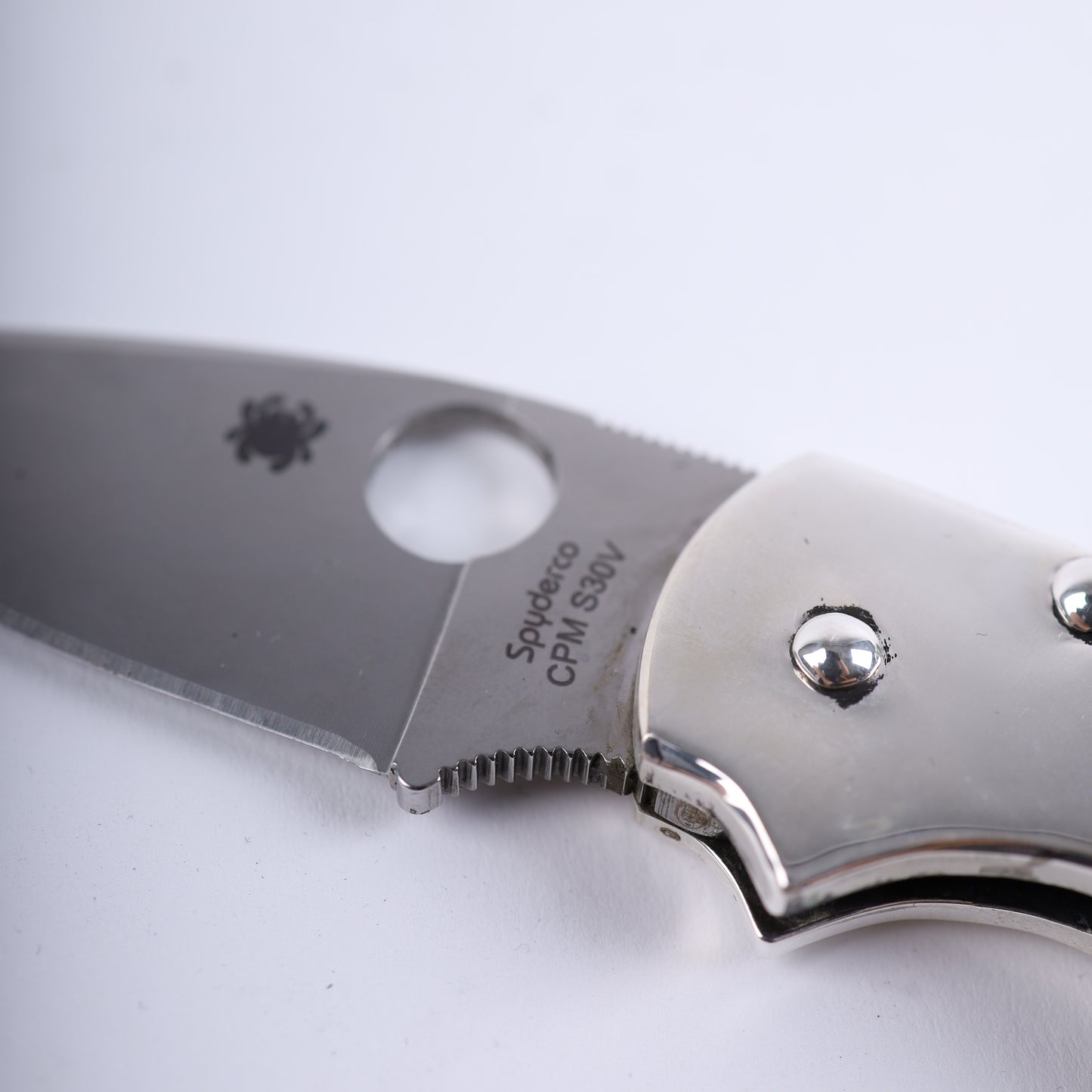 CHROME HEARTS SPYDERCO KNIFE