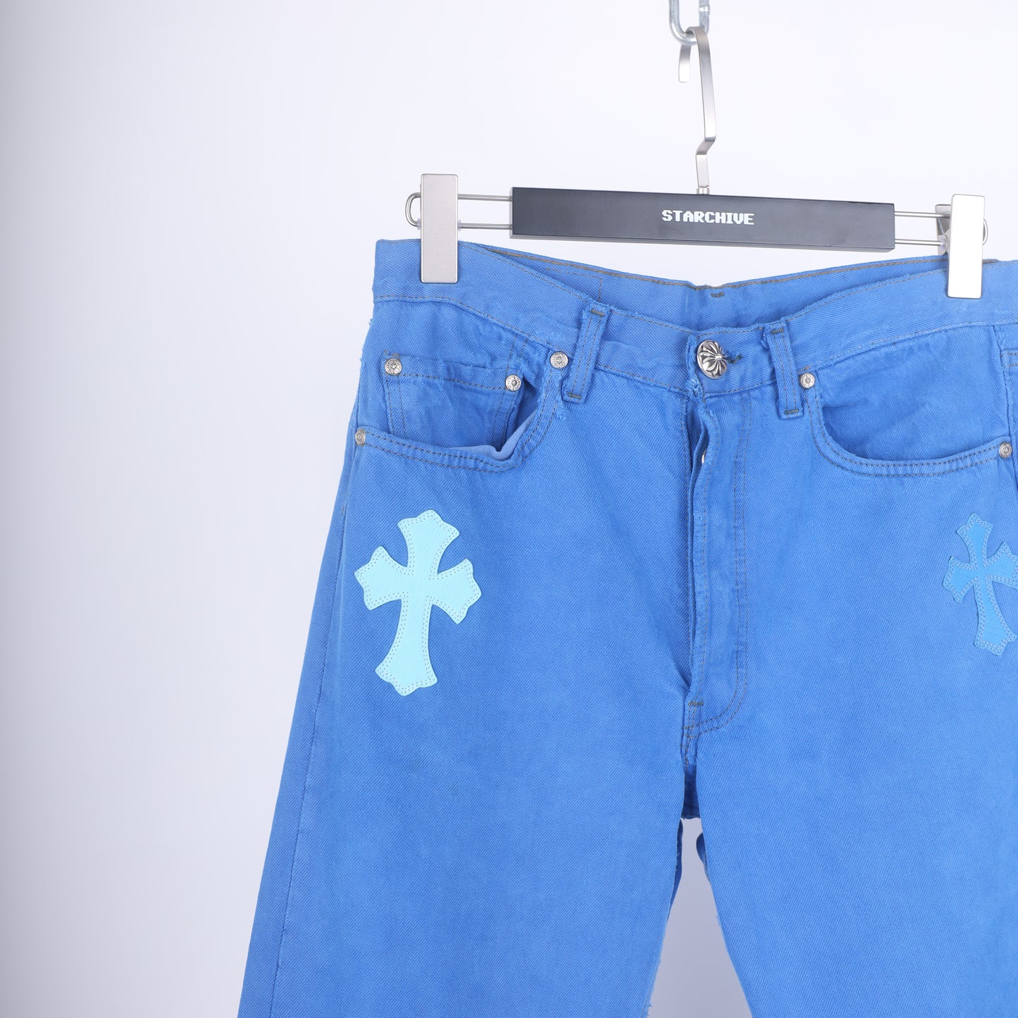 BLUE ON BLUE CROSS PATCH LEVI'S DENIM