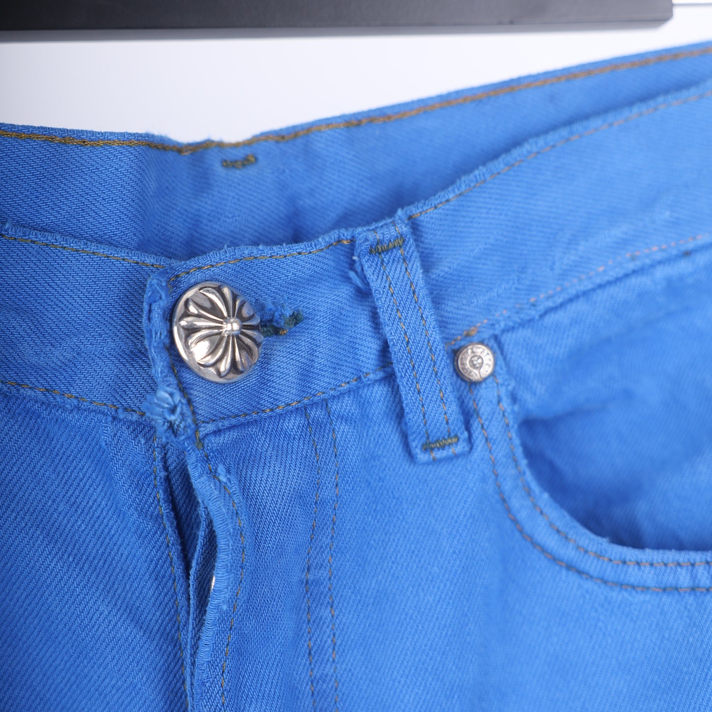 BLUE ON BLUE CROSS PATCH LEVI'S DENIM