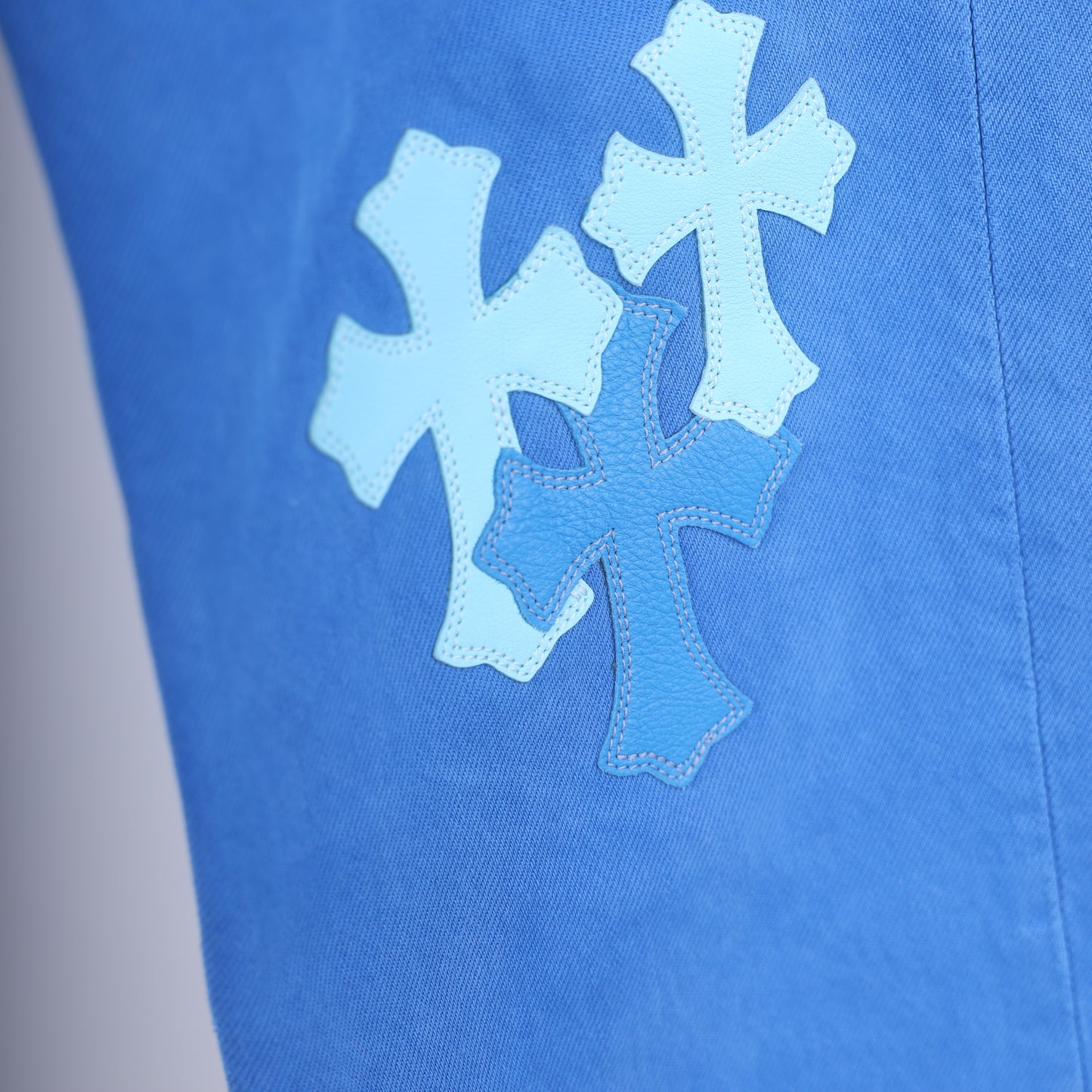 BLUE ON BLUE CROSS PATCH LEVI'S DENIM