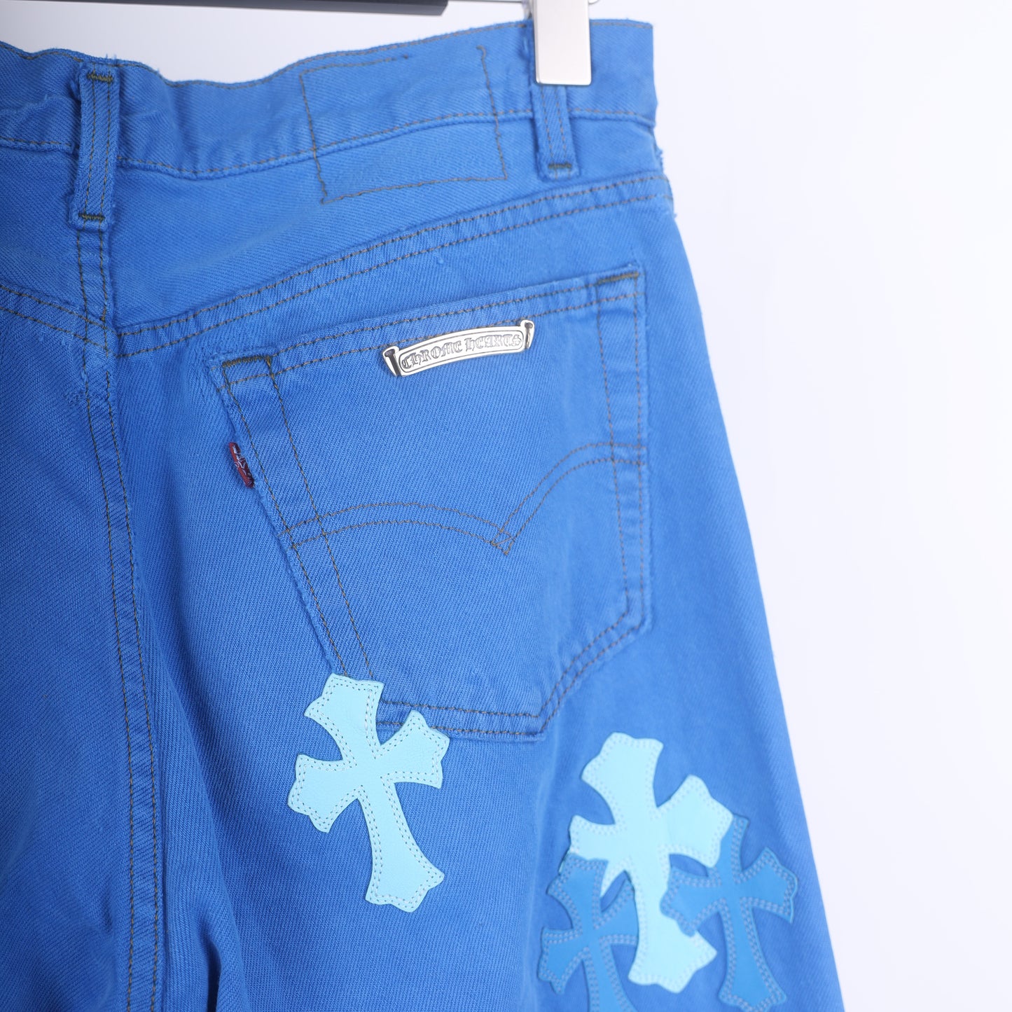 BLUE ON BLUE CROSS PATCH LEVI'S DENIM