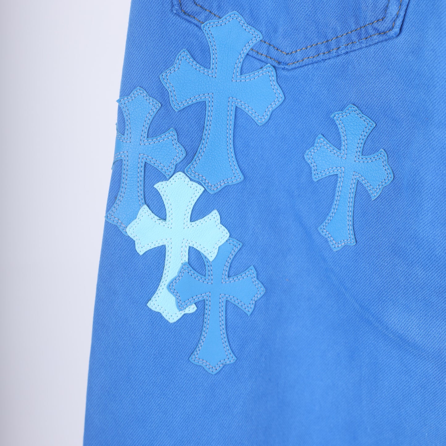 BLUE ON BLUE CROSS PATCH LEVI'S DENIM
