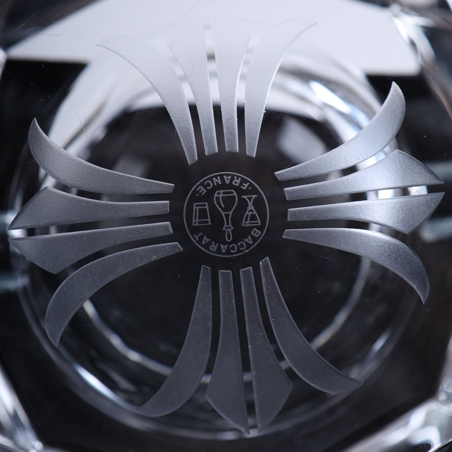 CHROME HEARTS X BACARRAT CRYSTAL ASH TRAY