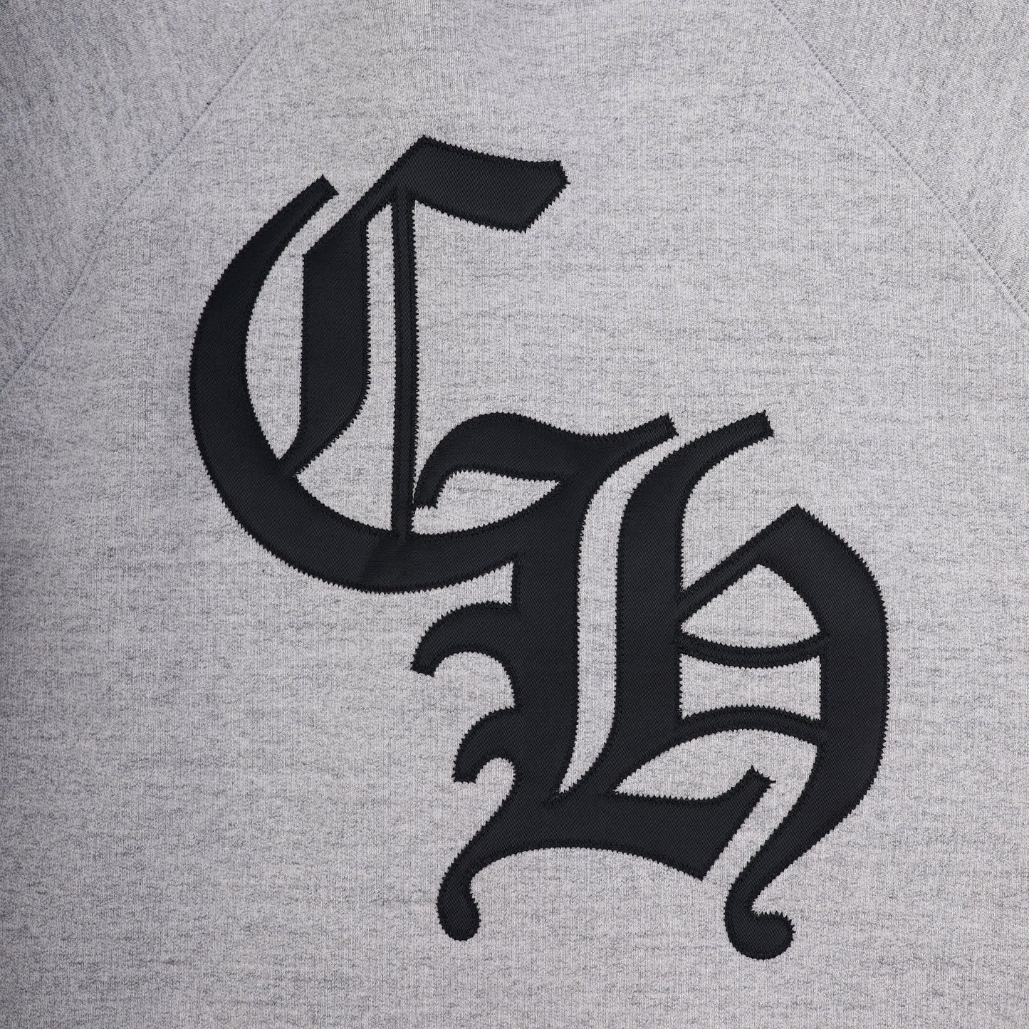 CH CEMETERY BLACK PATCH HEATHER GREY CREWNECK