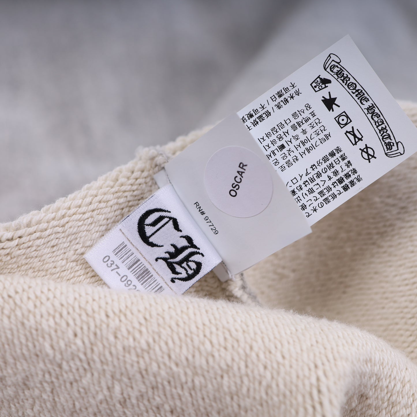 CH CEMETERY BLACK PATCH HEATHER GREY CREWNECK