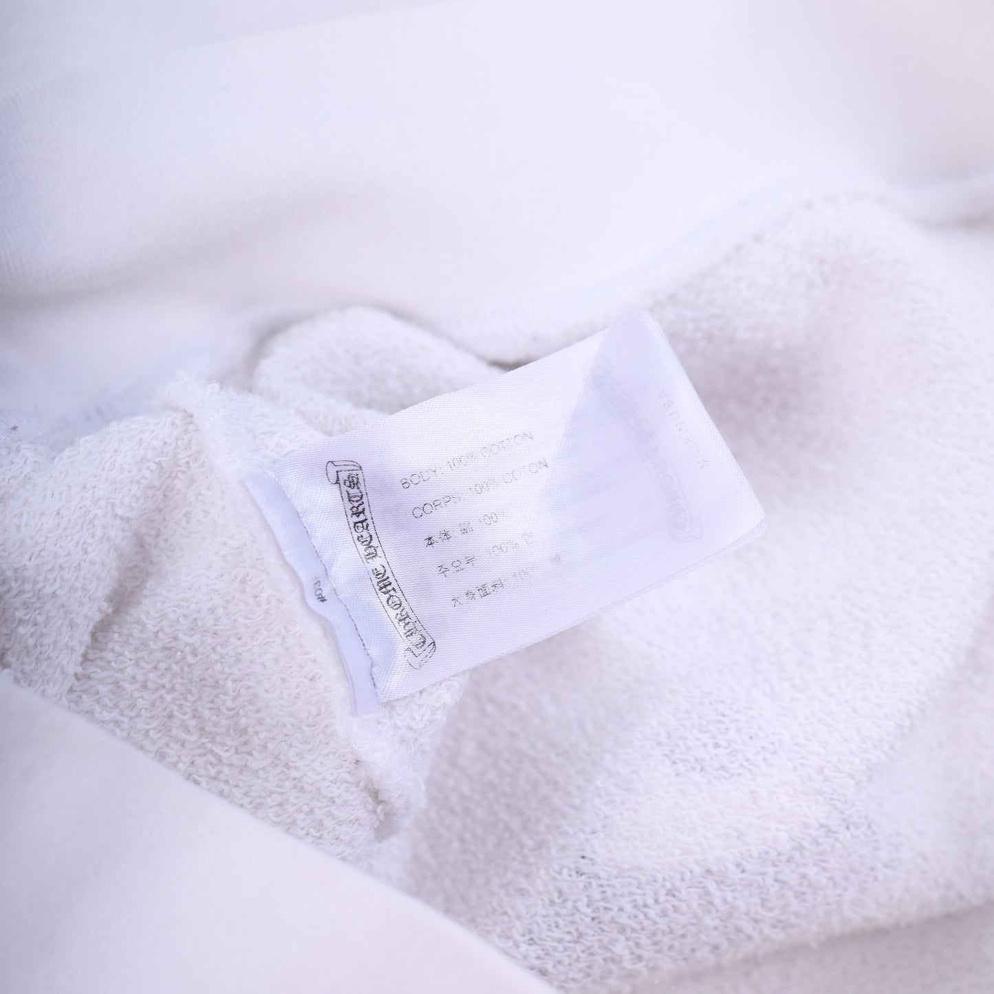 CH WHITE MATTY BOY CREWNECK CLEAR