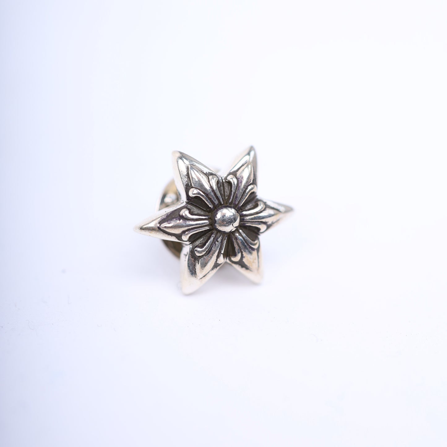 CHROME HEARTS STAR PIN
