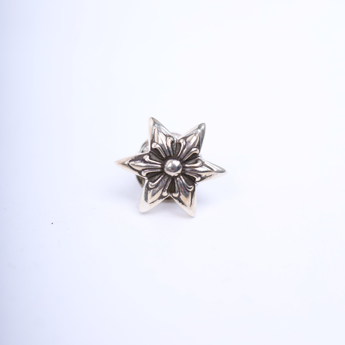 CHROME HEARTS STAR PIN