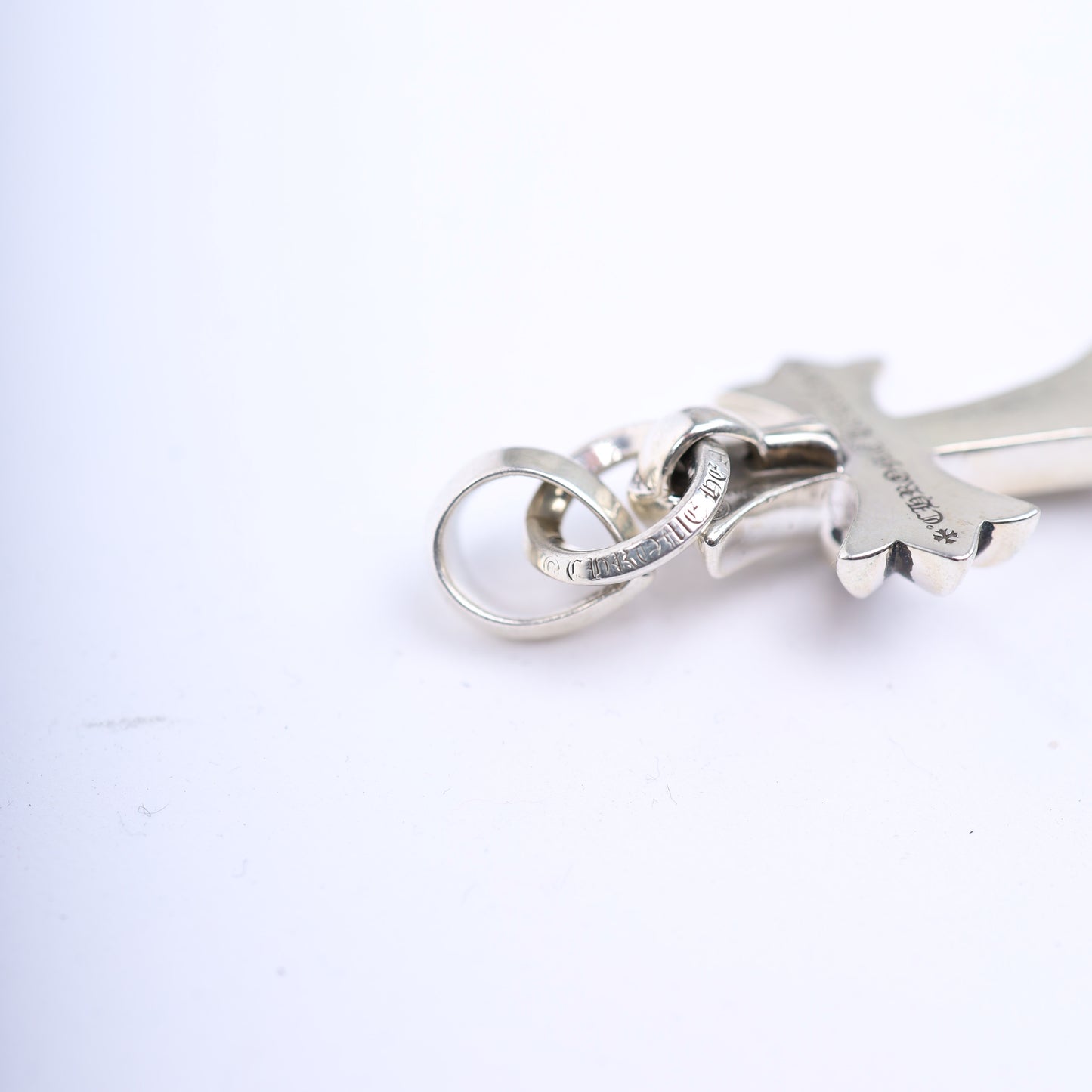 CH HEART CROSS PENDANT