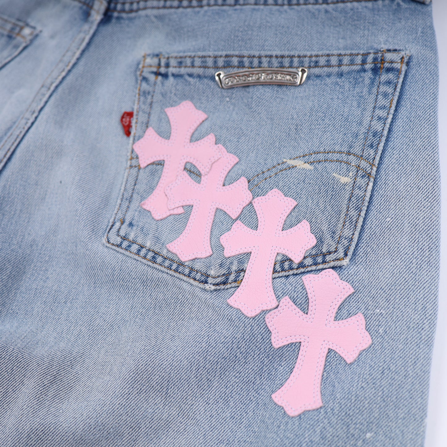 PINK CROSS PATCH 501 LEVI'S DENIM