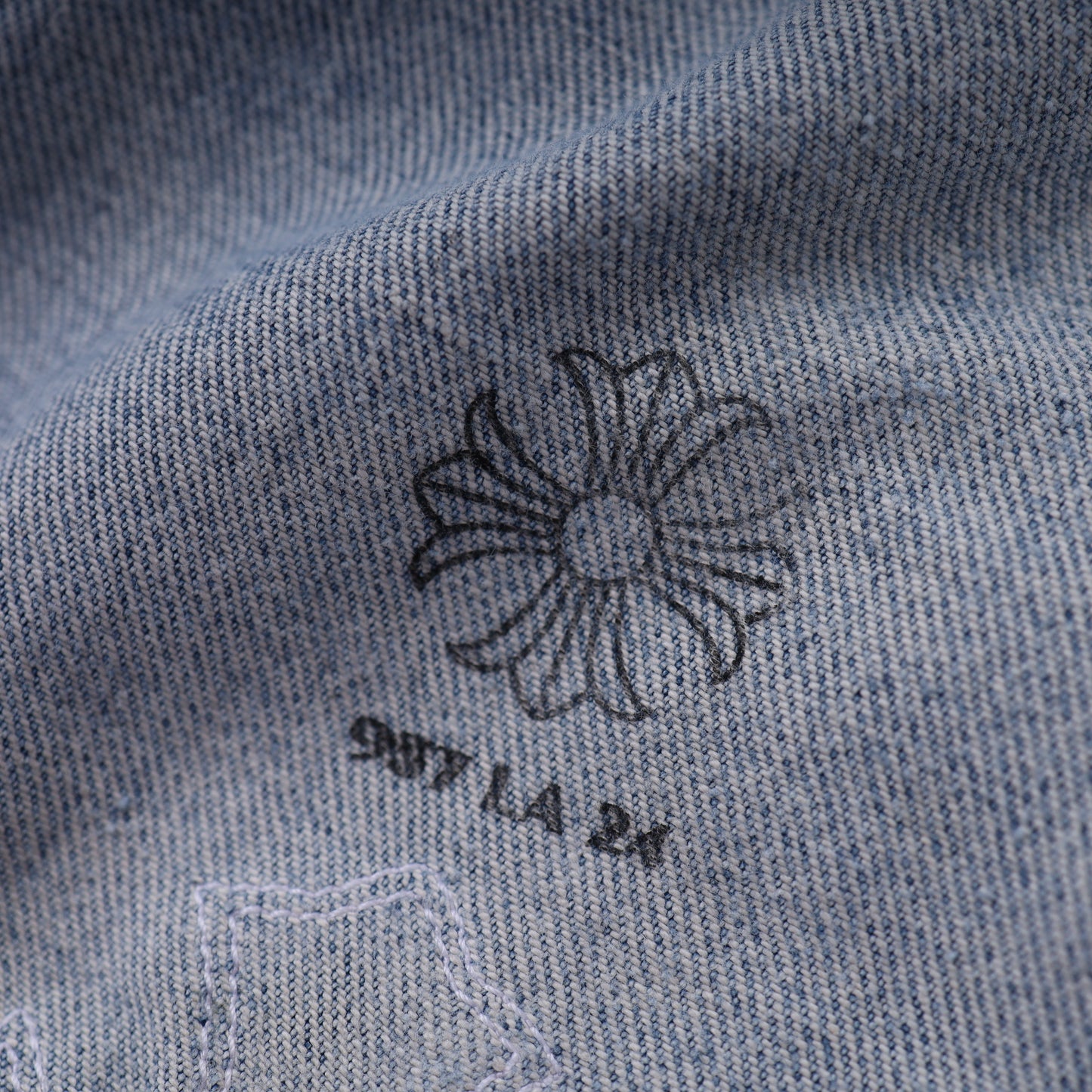 PINK CROSS PATCH 501 LEVI'S DENIM