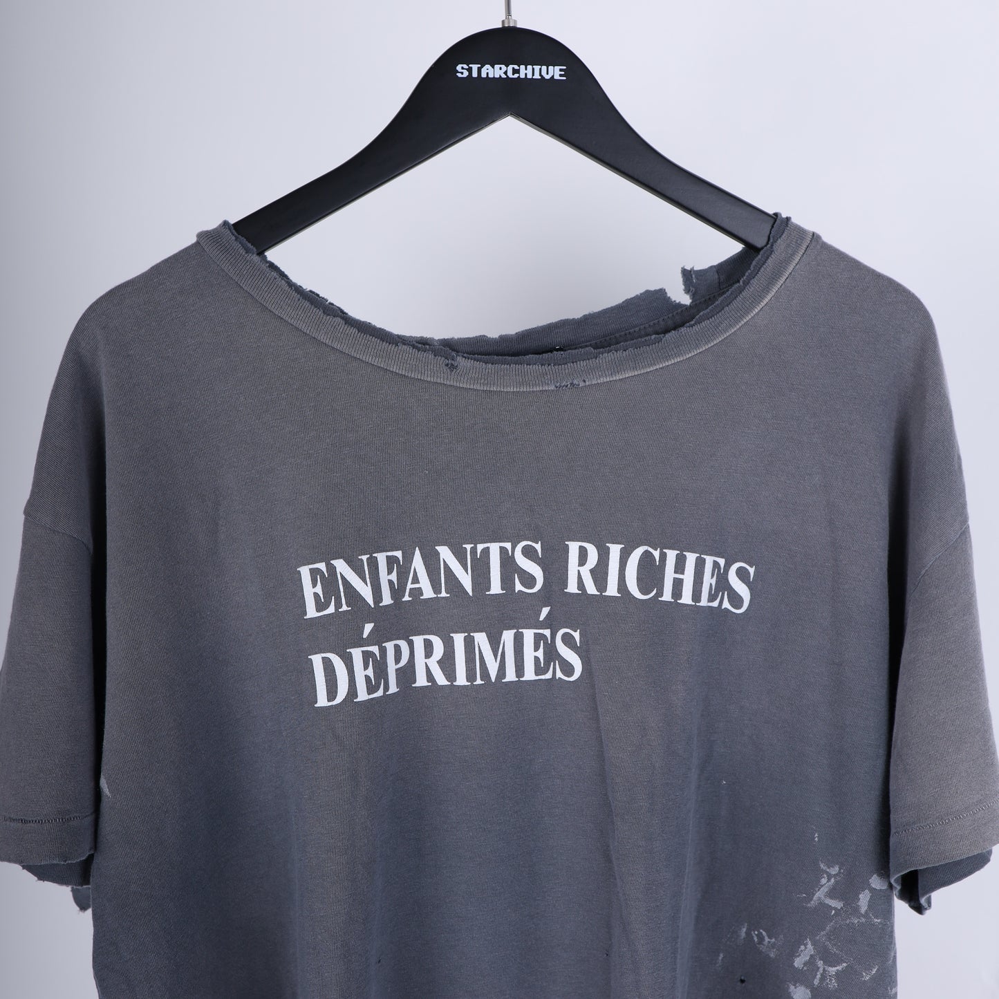 ERD GREY PAINTED LOGO TSHIRT SZ L