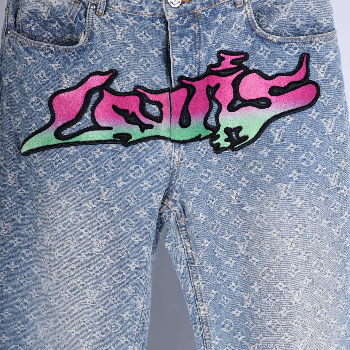 LOUIS VUITTON GRAFFITI DENIM SZ 33