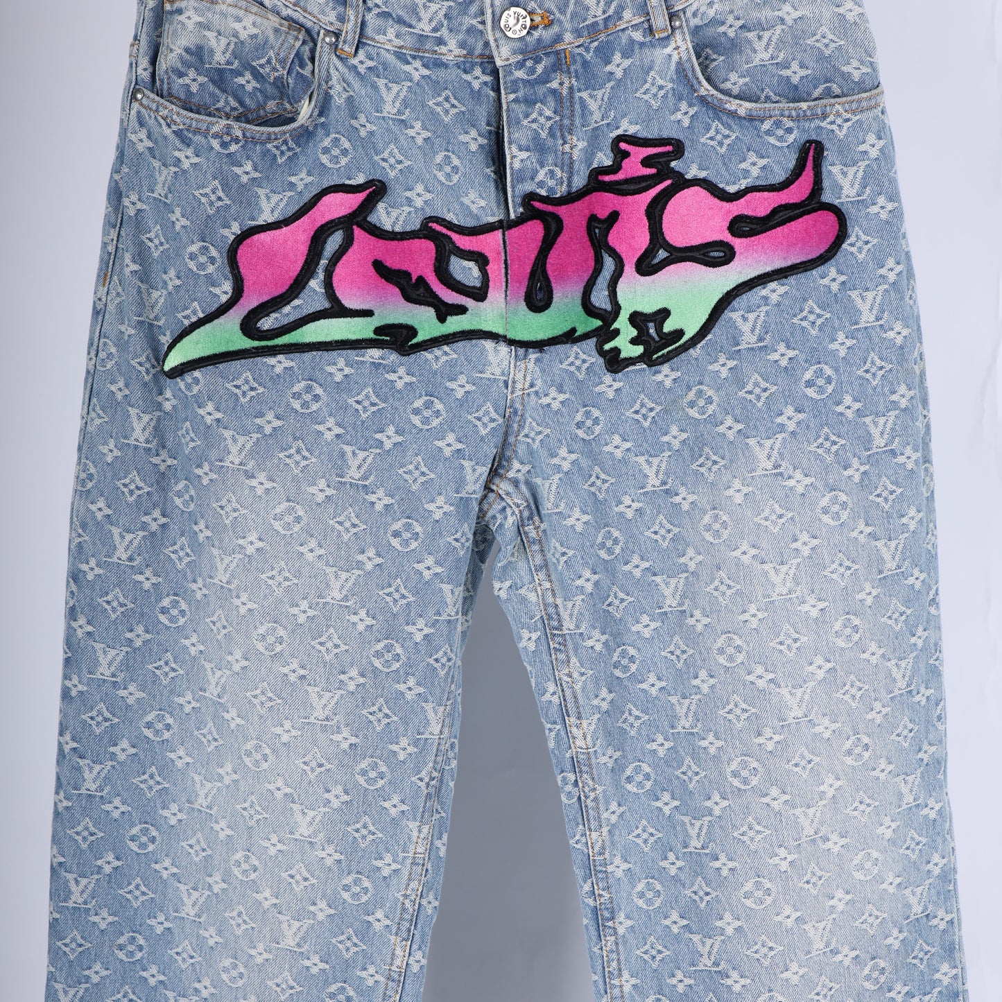 LOUIS VUITTON GRAFFITI DENIM SZ 33
