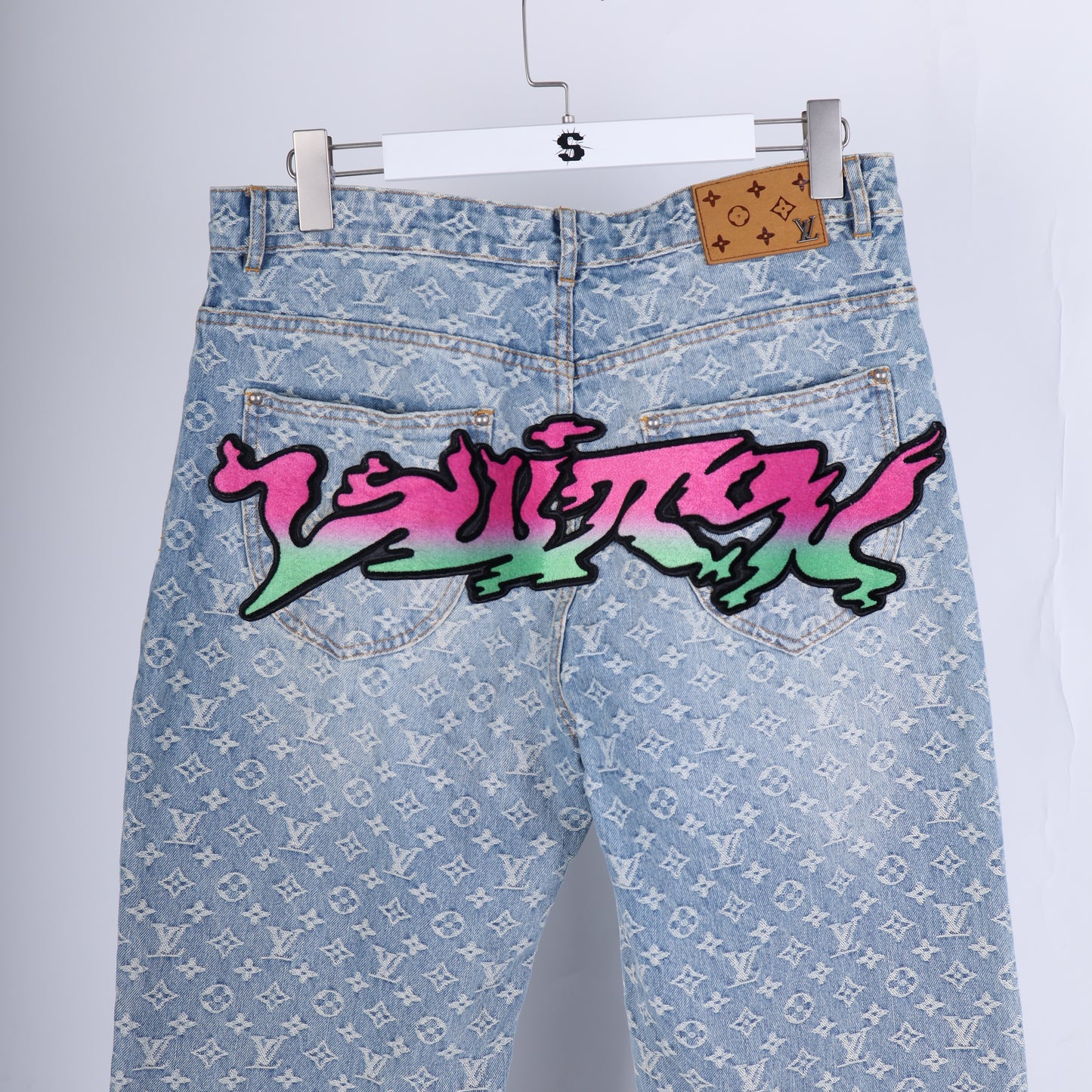 LOUIS VUITTON GRAFFITI DENIM SZ 33
