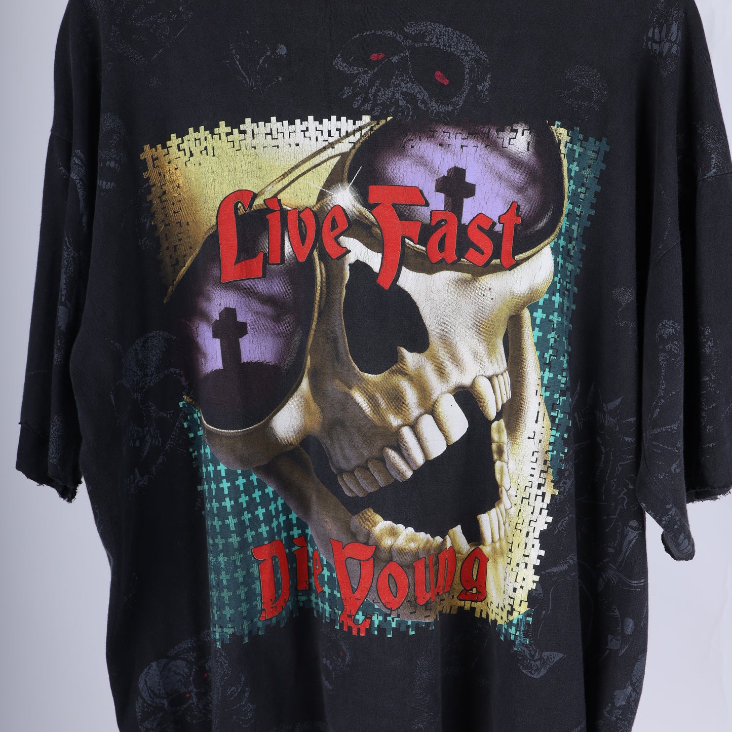 VINTAGE LIVE FAST DIE YOUNG SKULL T-SHIRT