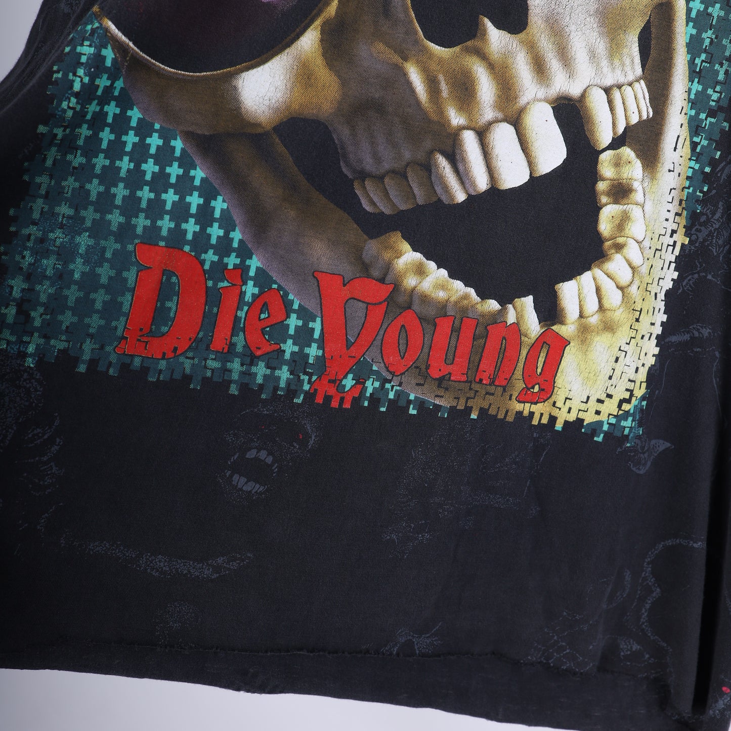 VINTAGE LIVE FAST DIE YOUNG SKULL T-SHIRT
