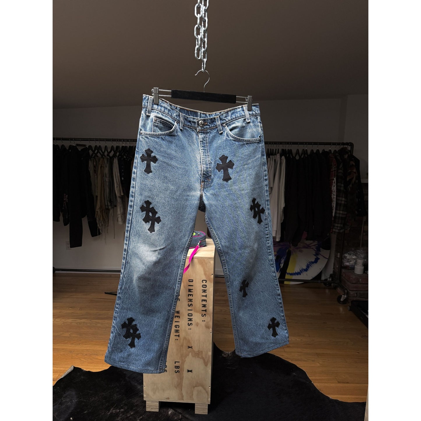 CHROME HEARTS LIGHT WASH LEVI'S CROSS PATCH DENIM SIZE 34 HEMMED
