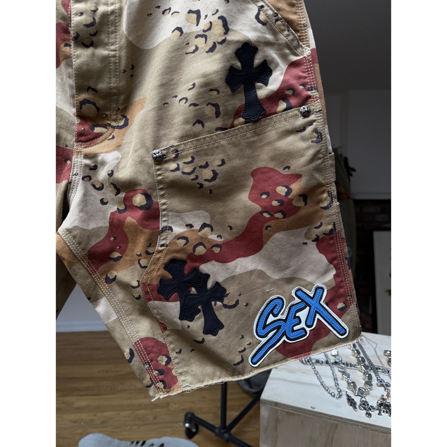 CHROME HEARTS SEX RECORDS DESERT CAMO CROSS PATCH SHORTS