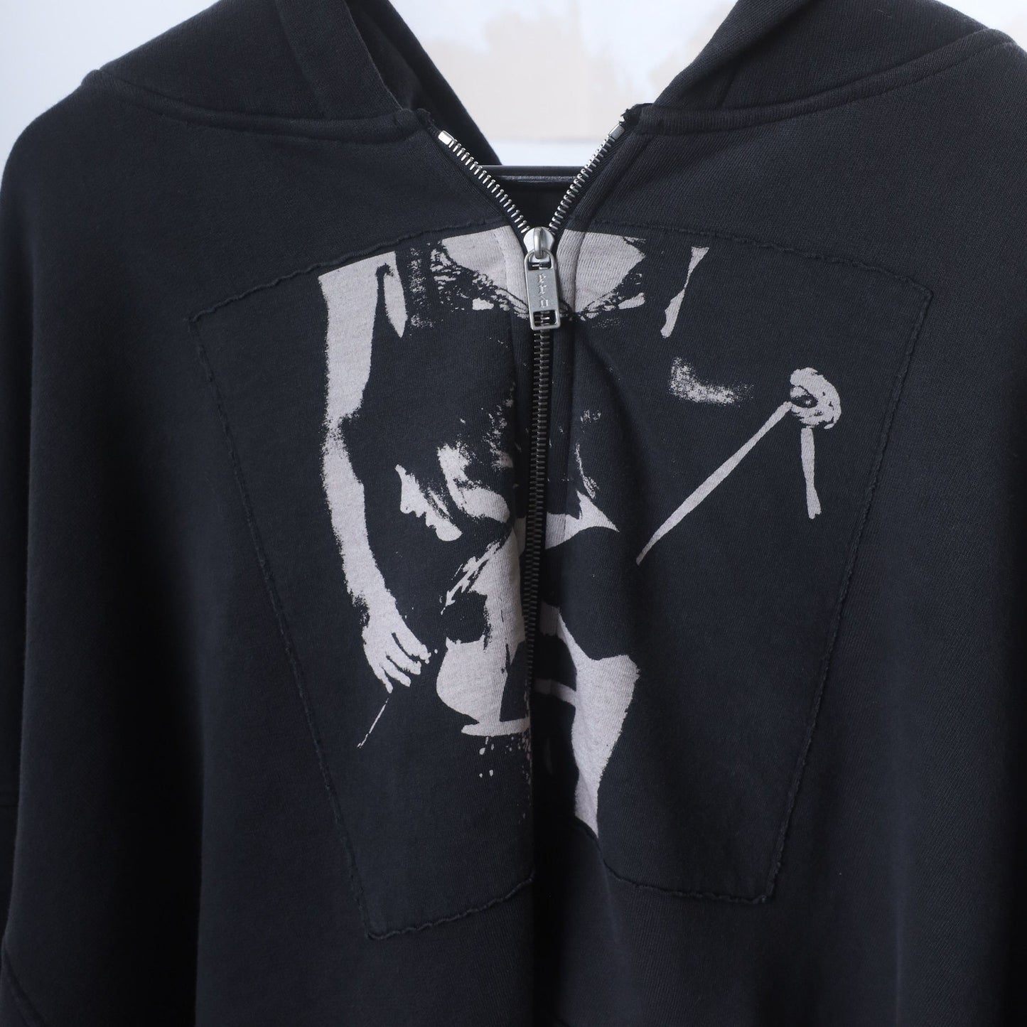 ENFANTS RICHES DEPRIMES ASPHYXIATION ASSEMBLAGE HOODIE XL
