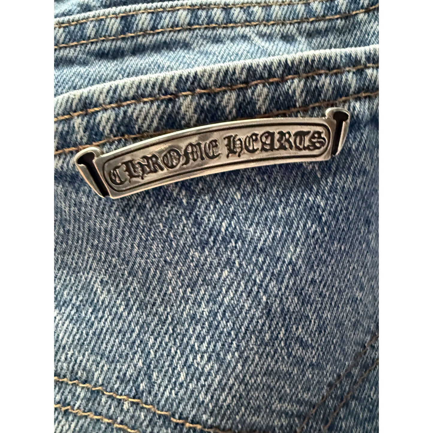 CHROME HEARTS LIGHT WASH LEVI'S CROSS PATCH DENIM SIZE 34 HEMMED