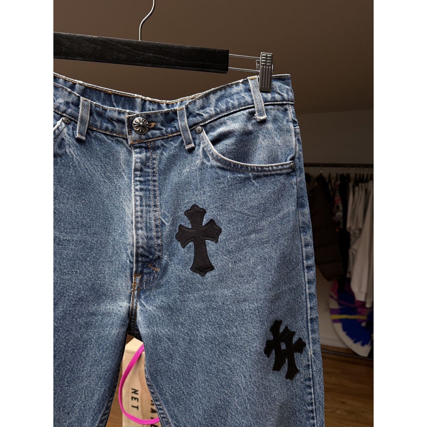 CHROME HEARTS LIGHT WASH LEVI'S CROSS PATCH DENIM SIZE 34 HEMMED