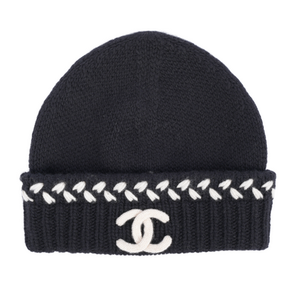 CHANEL KNITTED LOGO BEANIE