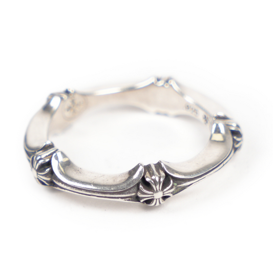 CHROME HEARTS PLUS CROSS BONE RING
