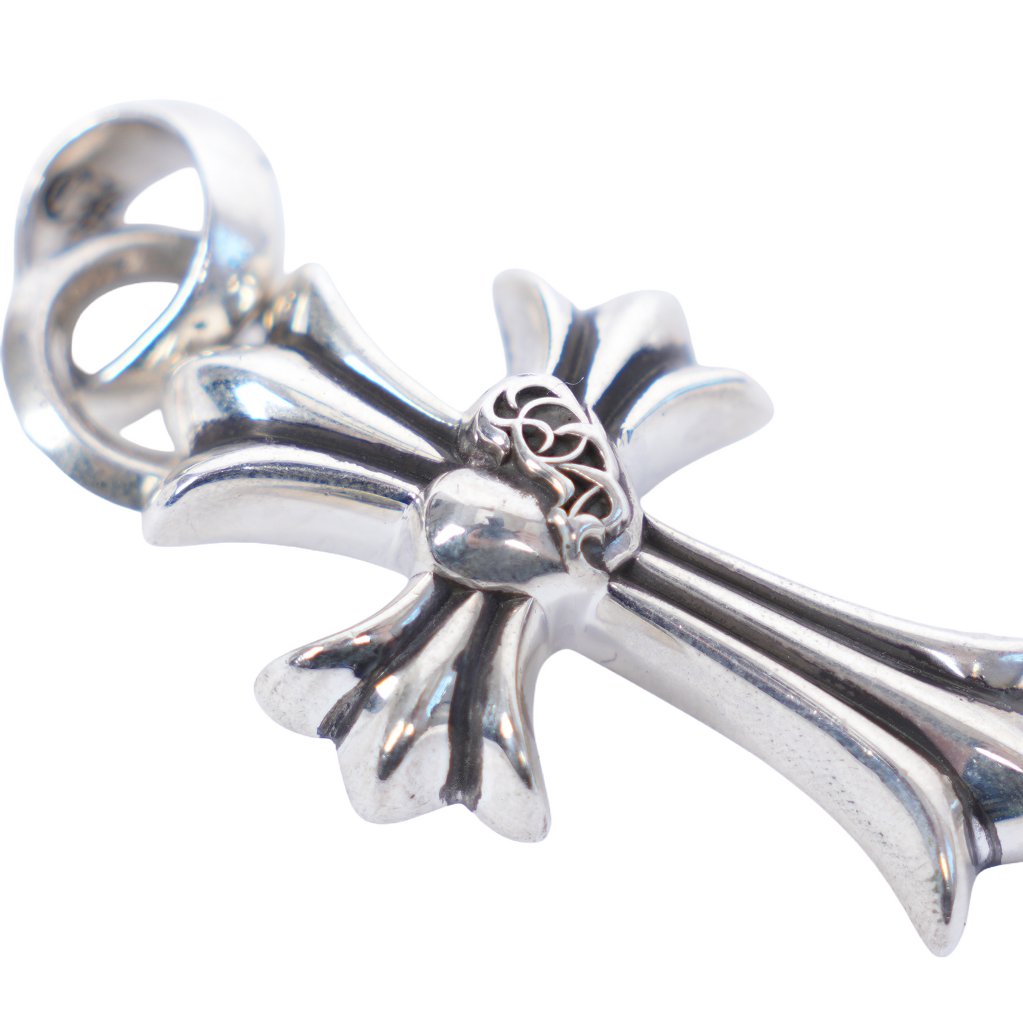 CHROME HEARTS HEART CROSS PENDENT