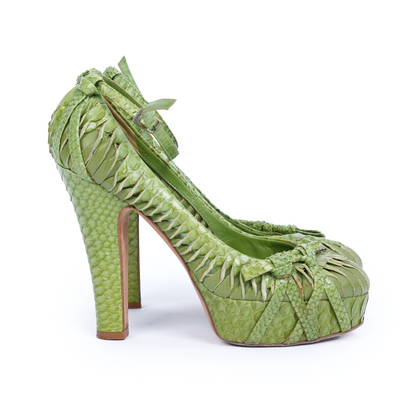 CHRISTIAN DIOR VINTAGE GREEN PYTHON PUMPS