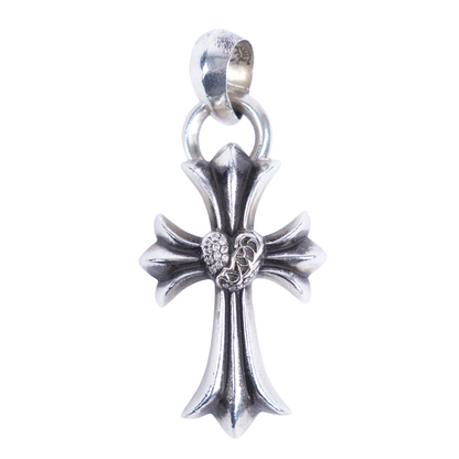 CHROME HEARTS DIAMOND HEART CROSS PENDENT