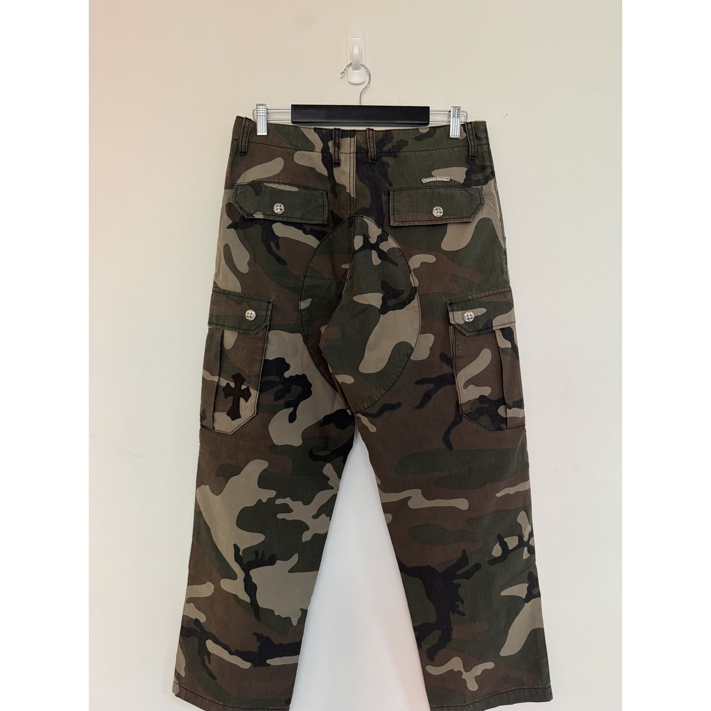 CHROME HEARTS CAMO RIPSTOP CROSS PATCH PANTS LIMITED VIP